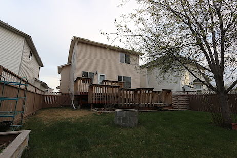 Calgary 4 bedrooms House for rent. Property photo: 340780-2