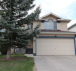 Well kept, renovated family home!
