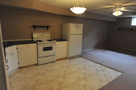 Calgary 1 + Den bedrooms Basement for rent. Property photo: 341366-3