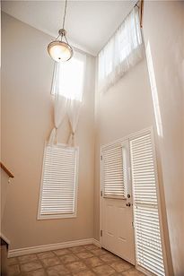 Calgary 4 + Den bedrooms House for rent. Property photo: 341879-2