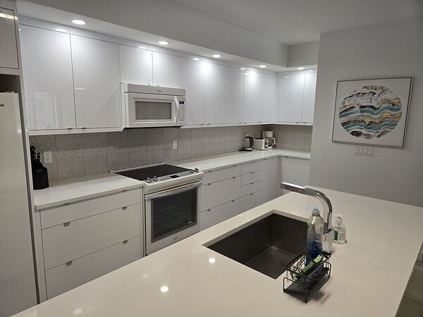 Furnished 2 Bed / 2 Bath Condo in Bridgeland