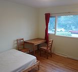 One bedroom closed to UofC