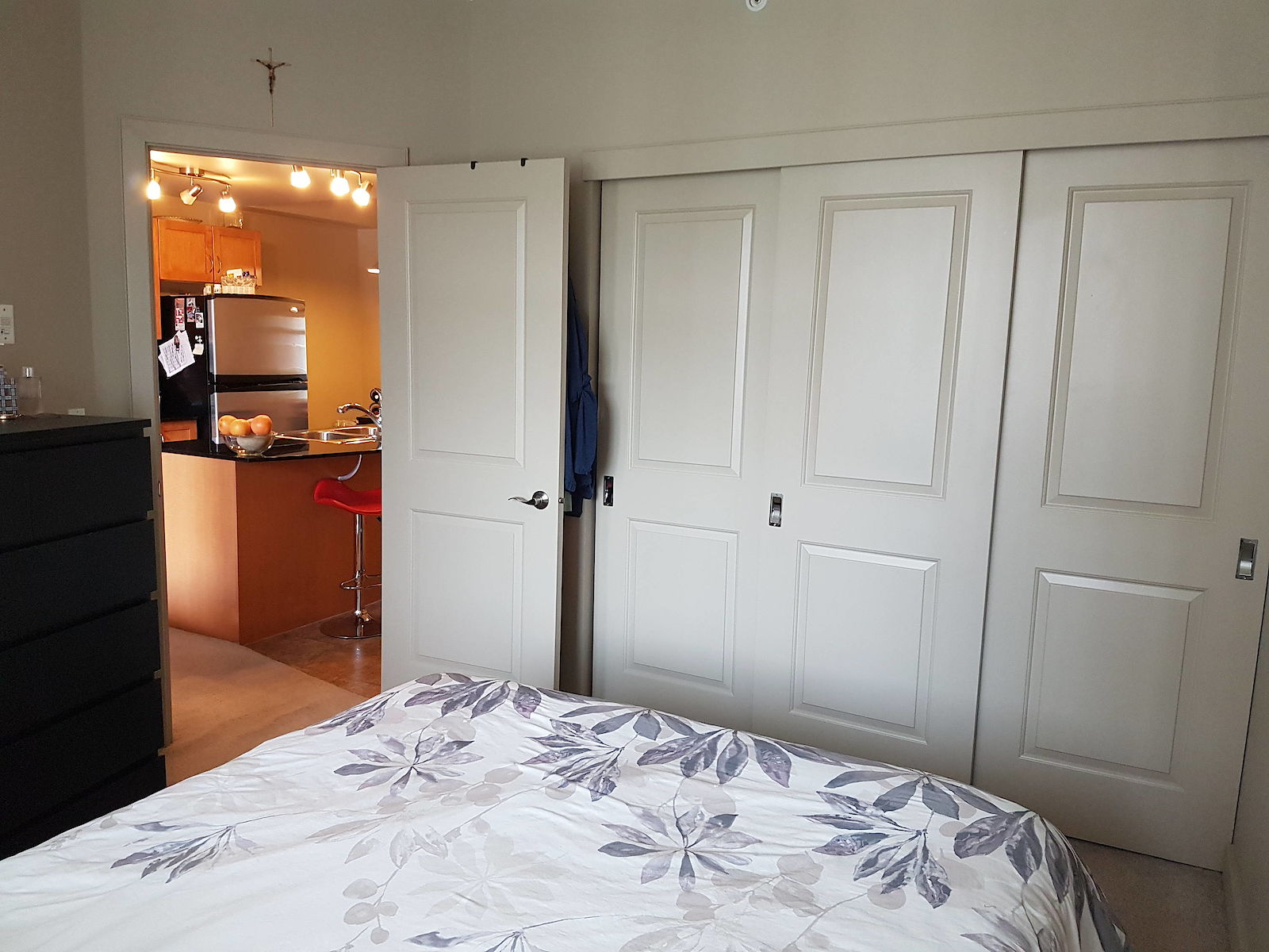Calgary 1 + Den bedrooms Condo Unit for rent. Property photo: 344763-1