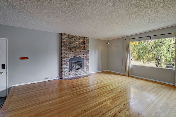 Calgary 5 + Den bedrooms House for rent. Property photo: 346484-3