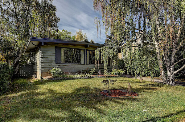 Calgary 5 + Den bedrooms House for rent. Property photo: 346484-2
