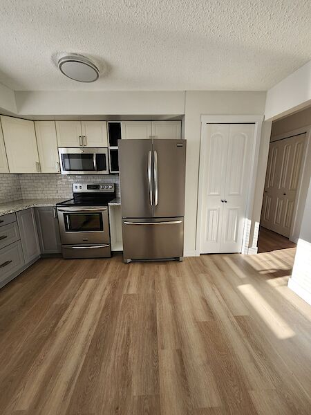 Calgary 3 bedrooms Main Floor for rent. Property photo: 347079-3