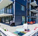 Luxe 2 Bdr 1 Bth DT, incl util, wifi, cable, & 1427 SF Private Patio