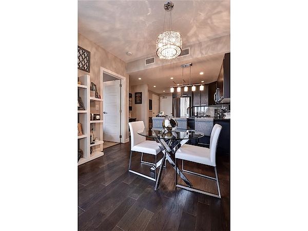 Calgary 1 + Den bedrooms Condo Unit for rent. Property photo: 351109-3