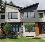 Capitol Hill 3 Bedroom, 3 Full Baths Home w/ double garage and A/C