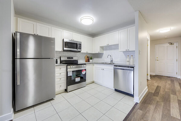 Kitchener 2 bedrooms Apartment for rent. Property photo: 351287-2