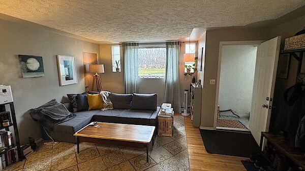 Calgary 2 bedrooms Basement for rent. Property photo: 351370-3