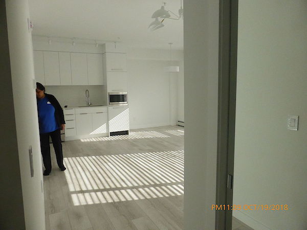 Calgary 2 bedrooms Condo Unit for rent. Property photo: 351588-2