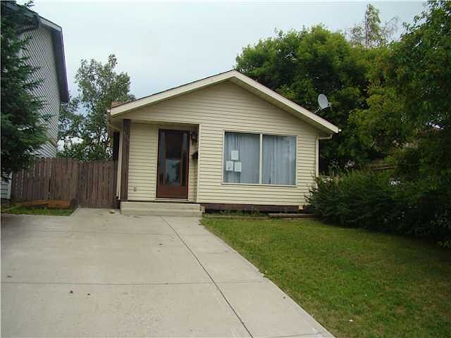 Calgary 4 bedrooms House for rent. Property photo: 351601-1