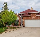 SPACIOUS FAMILY HOME W/ DT SKYLINE VIEW
