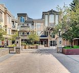 Modern & Sunny Condo in Downtown Calgary