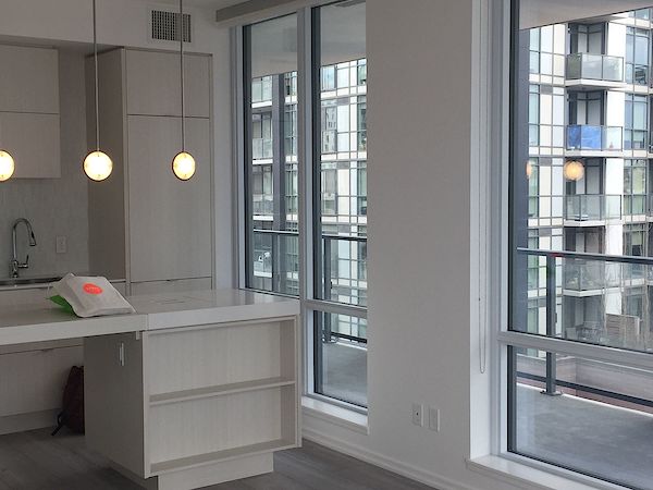 Calgary 2 bedrooms Condo Unit for rent. Property photo: 353798-3