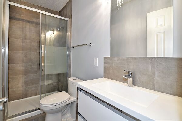 Calgary 2 bedrooms Main Floor for rent. Property photo: 354538-2