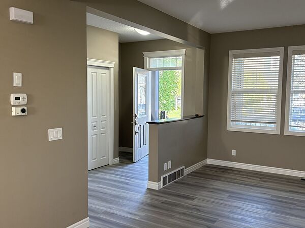 Calgary 3 bedrooms Main Floor for rent. Property photo: 354596-3
