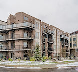 *VEN* KENSINGTON 1 BED + DEN / 2 BATH CONDO