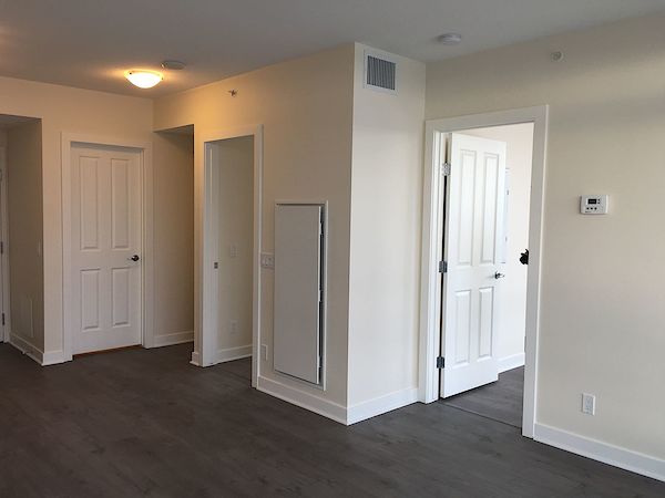 Calgary 2 bedrooms Condo Unit for rent. Property photo: 360804-3