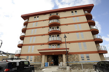 Airdrie 2 bedrooms Apartment for rent. Property photo: 36115-1
