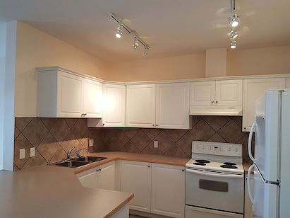 Calgary 1 + Den bedrooms Condo Unit for rent. Property photo: 36142-3