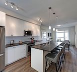 3 BEDROOM UNIQUE TOWNHOUSE EVANSTON PARK