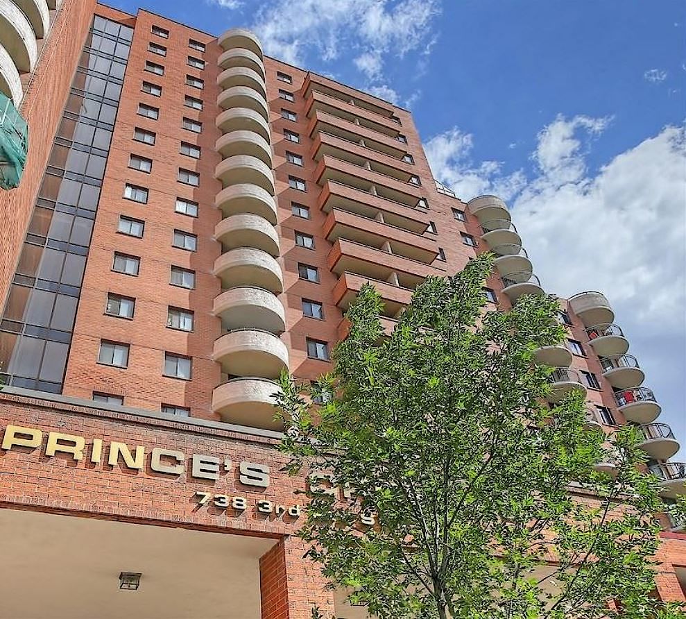 Calgary 2 + Den bedrooms Condo Unit for rent. Property photo: 362072-1
