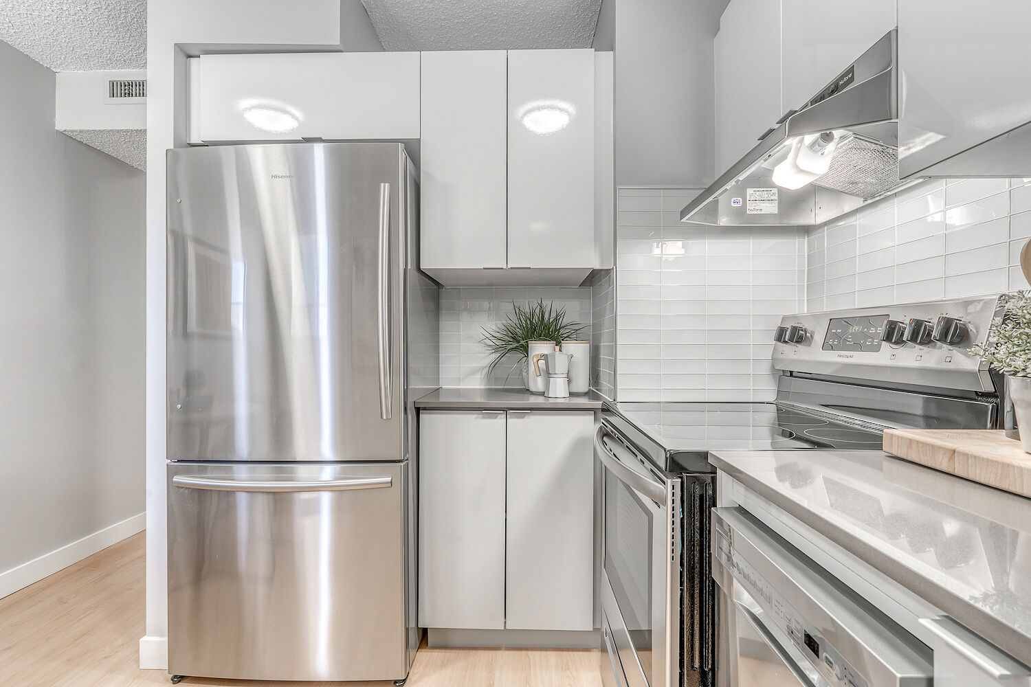 Edmonton 1 bedrooms Apartment for rent. Property photo: 362139-1