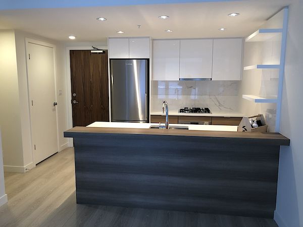 Calgary 1 bedroom Condo Unit for rent. Property photo: 363625-3