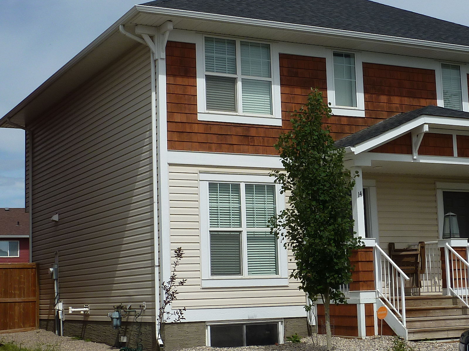 Calgary 2 bedrooms Duplex for rent. Property photo: 364380-1
