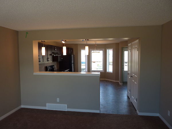 Calgary 2 bedrooms Duplex for rent. Property photo: 364380-3