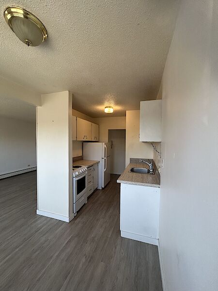Calgary 2 bedrooms Apartment for rent. Property photo: 36468-3