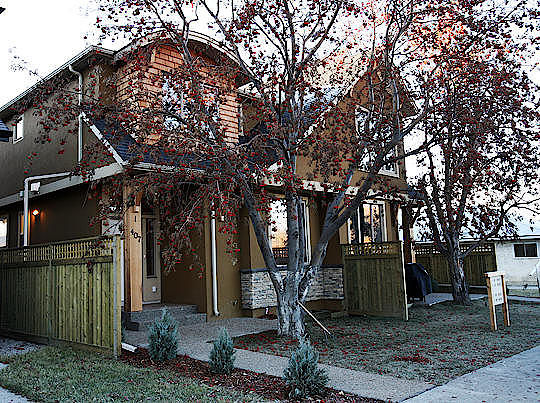 Calgary 2 bedrooms Townhouse for rent. Property photo: 364807-3
