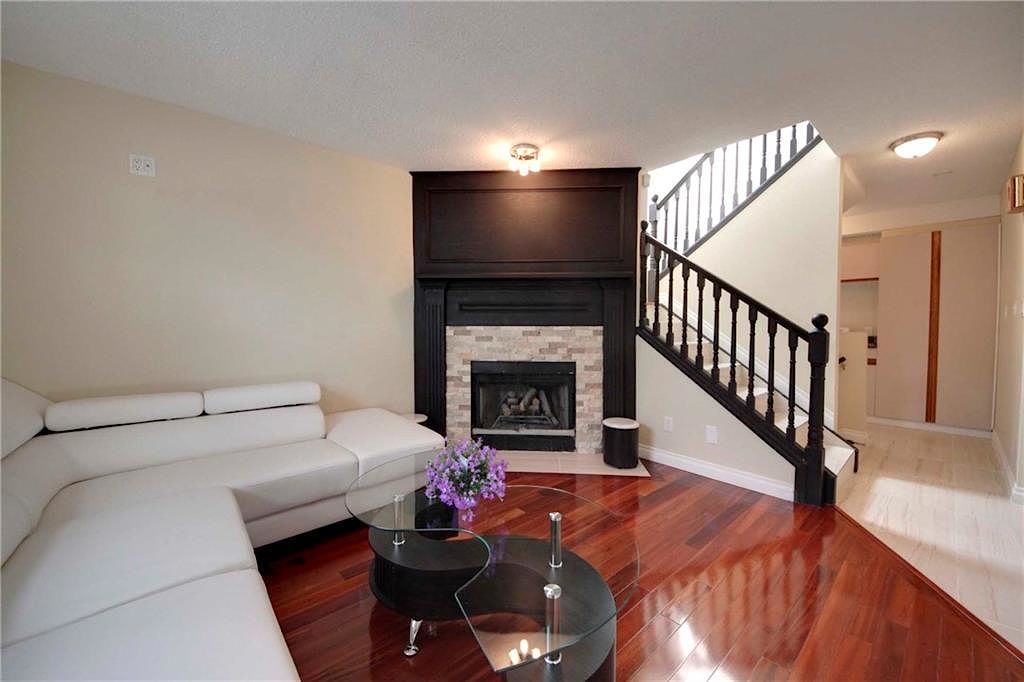 Calgary 4 + Den bedrooms House for rent. Property photo: 36558-1