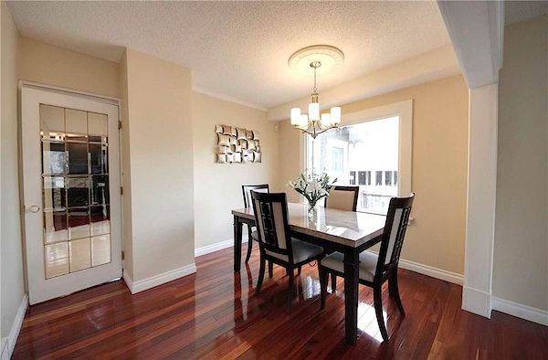 Calgary 4 + Den bedrooms House for rent. Property photo: 36558-3