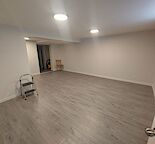 2 Bedroom, 1 Den,  Lower Suite