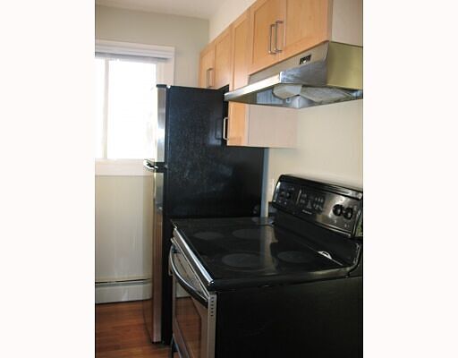 Calgary 1 bedroom Condo Unit for rent. Property photo: 368642-3