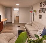 Bright & Spacious - Fully Renovated 2 Bedroom Basement Suite