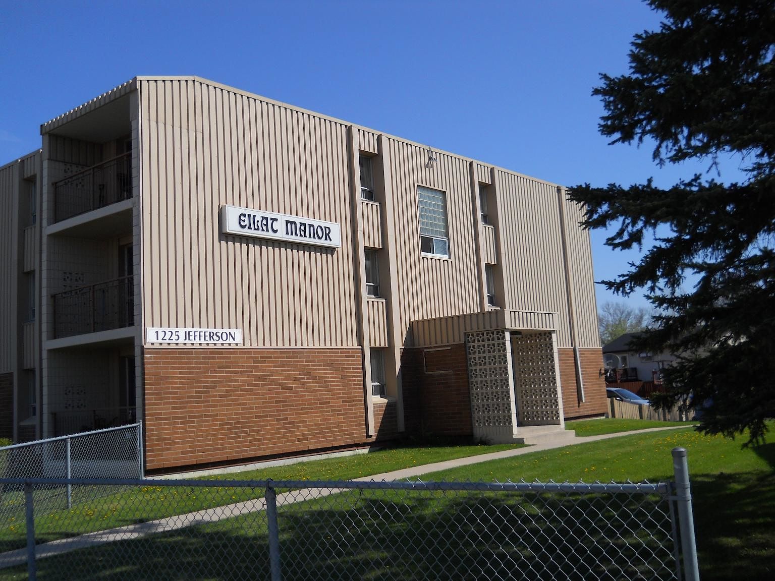 Winnipeg 2 bedrooms Apartment for rent. Property photo: 370211-1