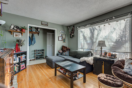 Calgary 2 bedrooms Main Floor for rent. Property photo: 37031-3