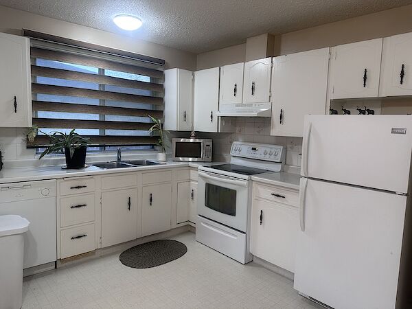 Calgary 3 bedrooms Main Floor for rent. Property photo: 372227-3