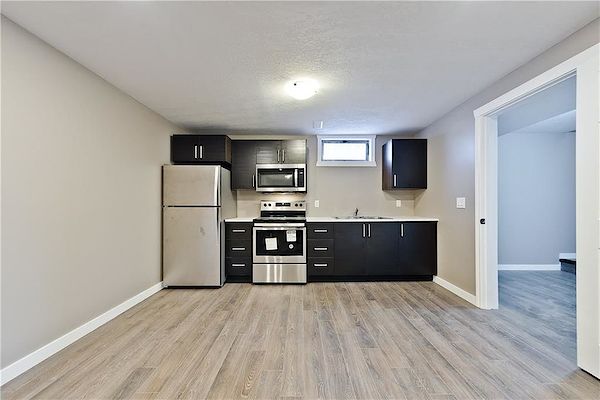 Calgary 2 bedrooms Basement for rent. Property photo: 372382-3