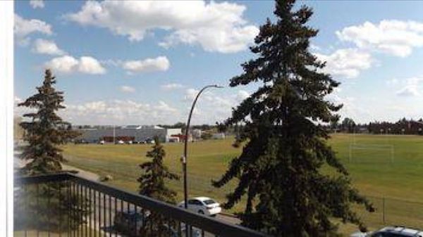 Calgary 2 bedrooms Condo Unit for rent. Property photo: 373652-3