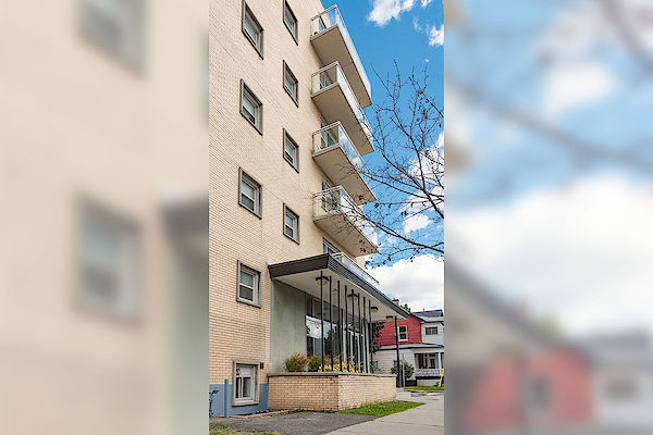 Ottawa studio Apartment for rent. Property photo: 373887-2