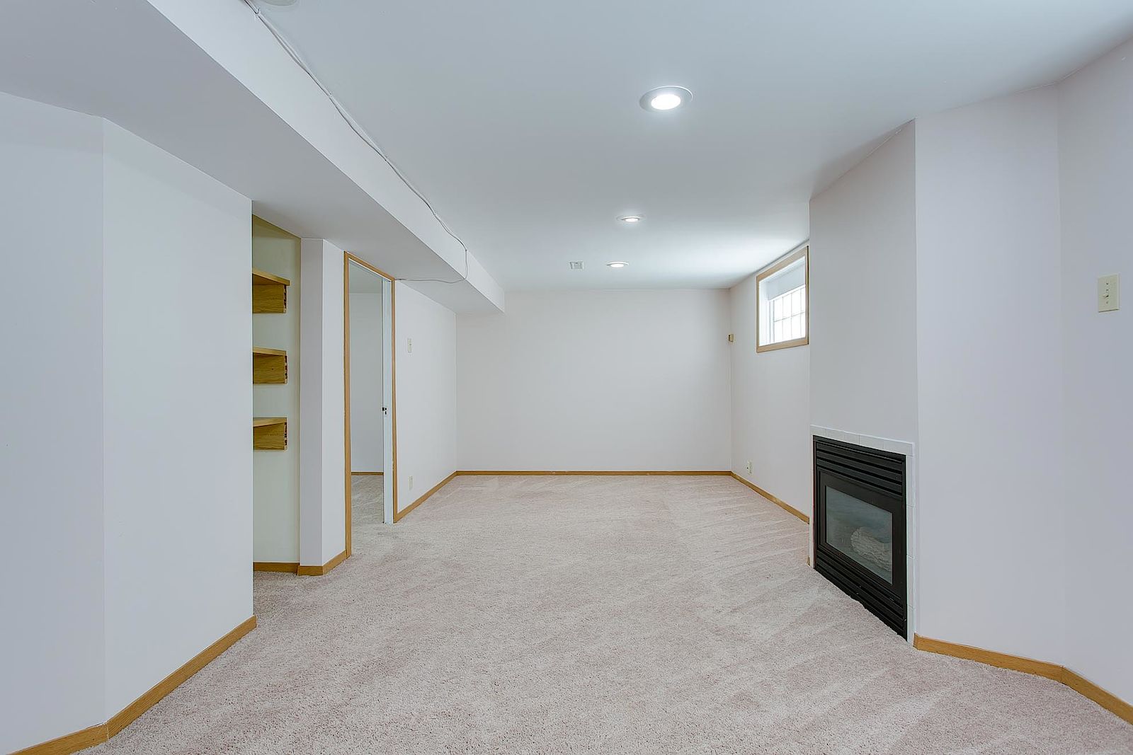 Calgary 1 bedroom Basement for rent. Property photo: 375177-1
