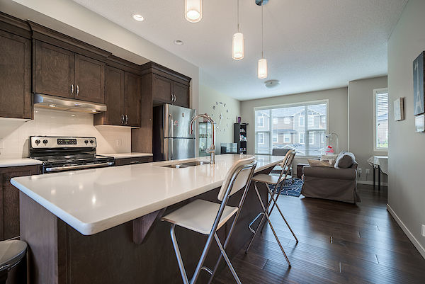 Calgary 3 bedrooms Townhouse for rent. Property photo: 376240-3