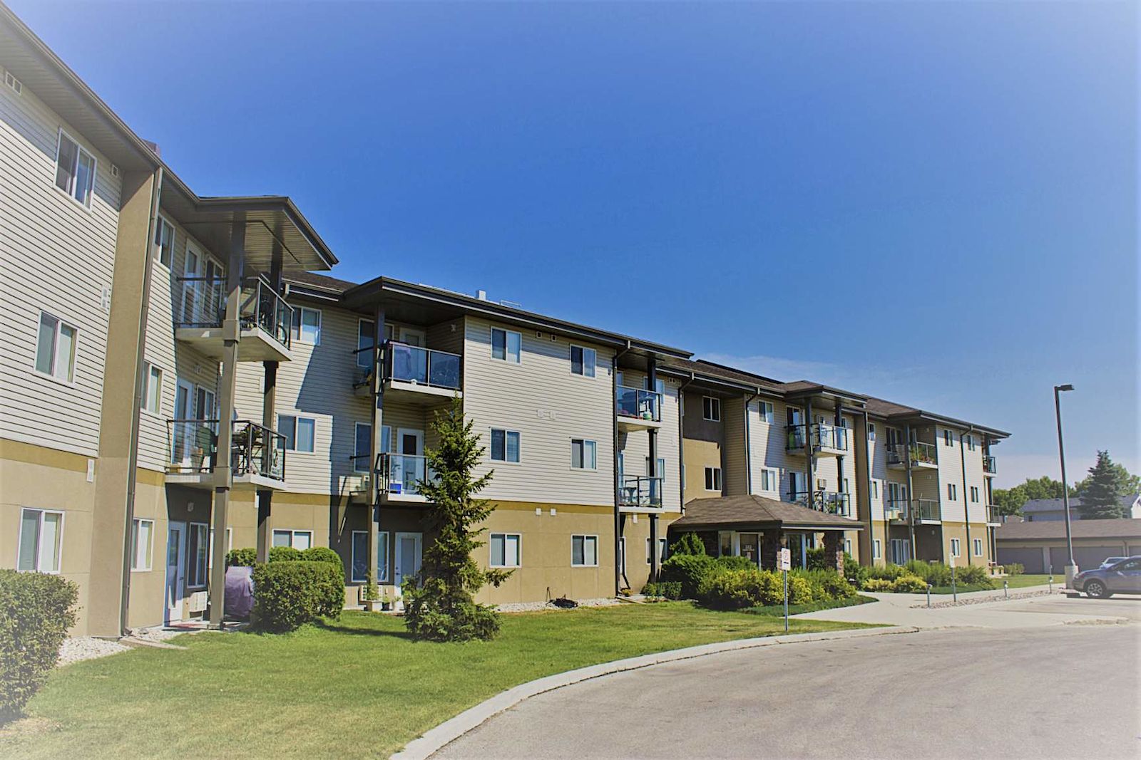 Winnipeg 2 bedrooms Apartment for rent. Property photo: 376881-1