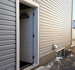 Beautiful basement suite close to amenities