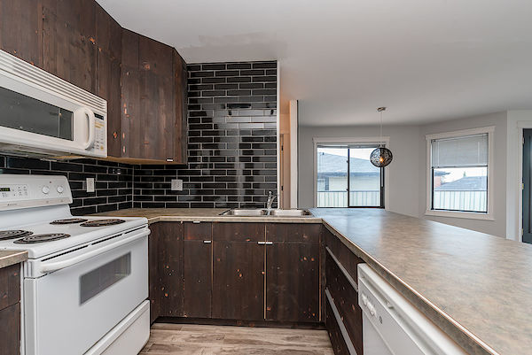 Calgary 2 bedrooms Condo Unit for rent. Property photo: 379074-3